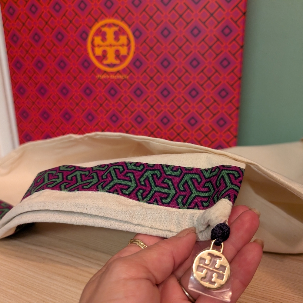 NIB Tory Burch Leather Blossom Boots - Picture 12 of 12